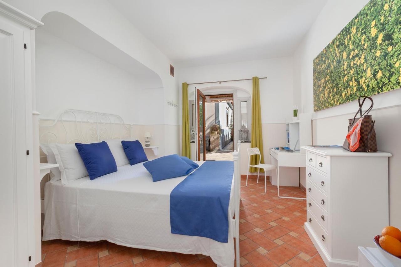 Relais Santa Lucia Bed & Breakfast Sorrento Exterior photo