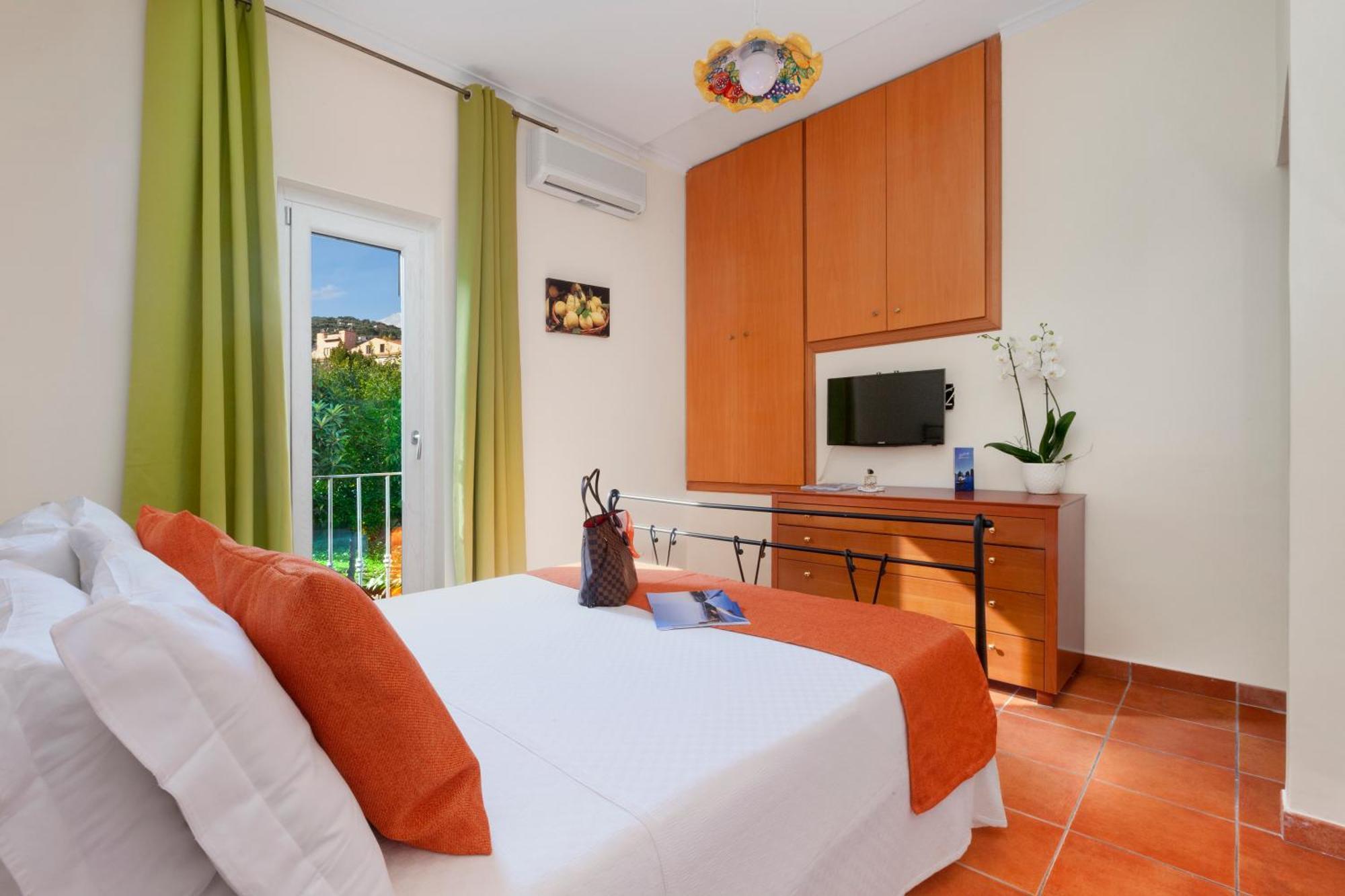 Relais Santa Lucia Bed & Breakfast Sorrento Exterior photo